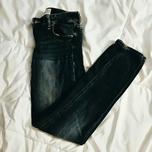 Hollister super skinny jeans size 1s